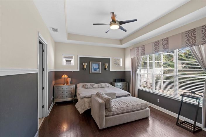 Image No.10-4 Bed Property for sale