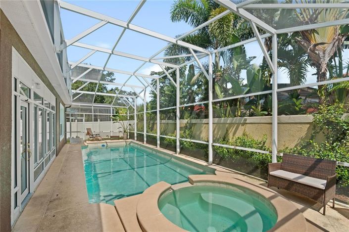 Image No.5-4 Bed Property for sale