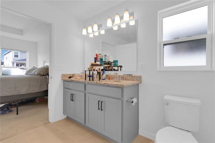 Image No.12-3 Bed Property for sale