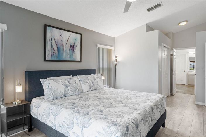 Image No.14-4 Bed Property for sale