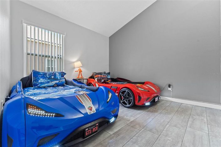 Image No.25-4 Bed Property for sale