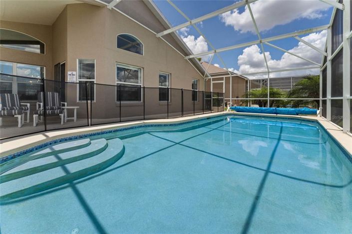 Image No.4-4 Bed Property for sale