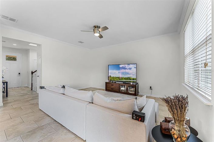 Image No.10-3 Bed Property for sale