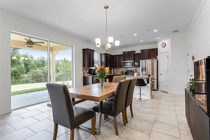 Image No.11-3 Bed Property for sale