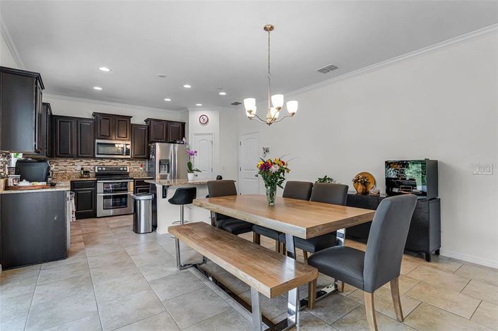 Image No.12-3 Bed Property for sale