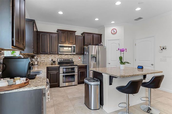 Image No.16-3 Bed Property for sale