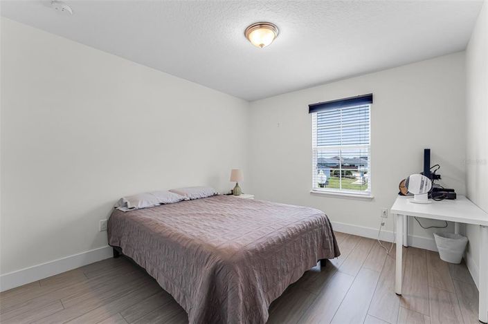 Image No.25-3 Bed Property for sale