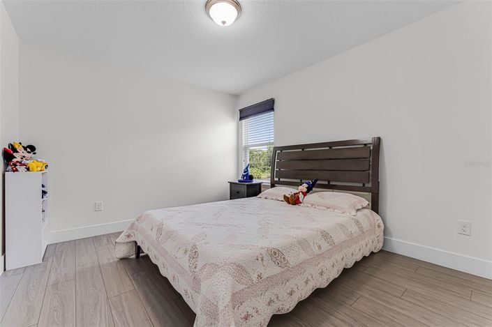 Image No.28-3 Bed Property for sale