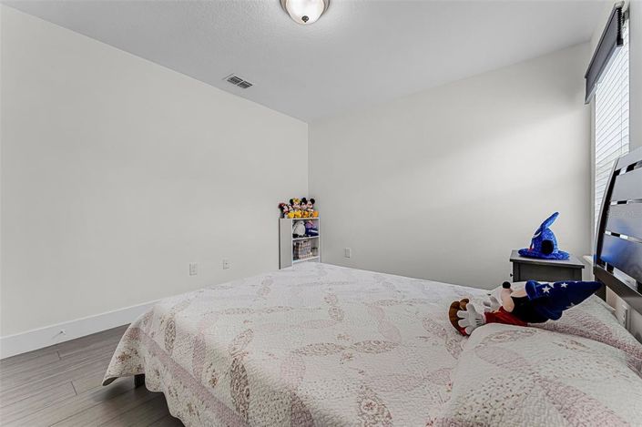 Image No.29-3 Bed Property for sale