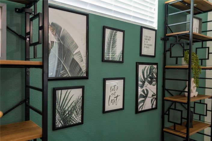 Image No.32-9 Bed Property for sale