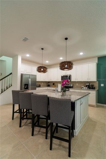 Image No.37-9 Bed Property for sale