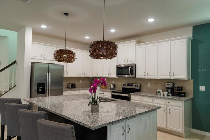 Image No.40-9 Bed Property for sale