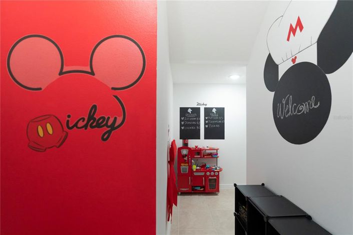 Image No.7-9 Bed Property for sale