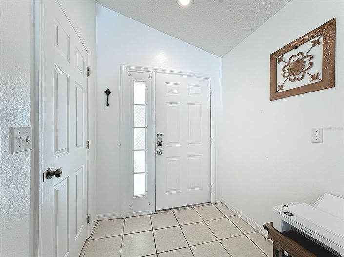 Image No.6-4 Bed Property for sale