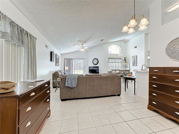 Image No.7-4 Bed Property for sale