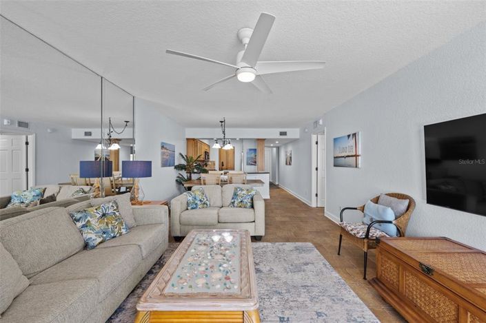 Image No.18-3 Bed Property for sale