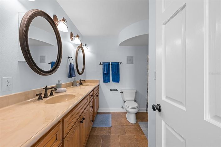 Image No.24-3 Bed Property for sale