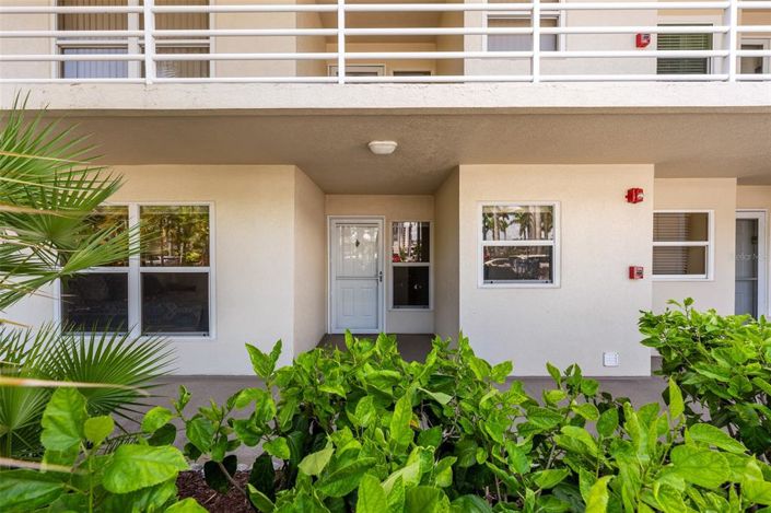 Image No.3-3 Bed Property for sale