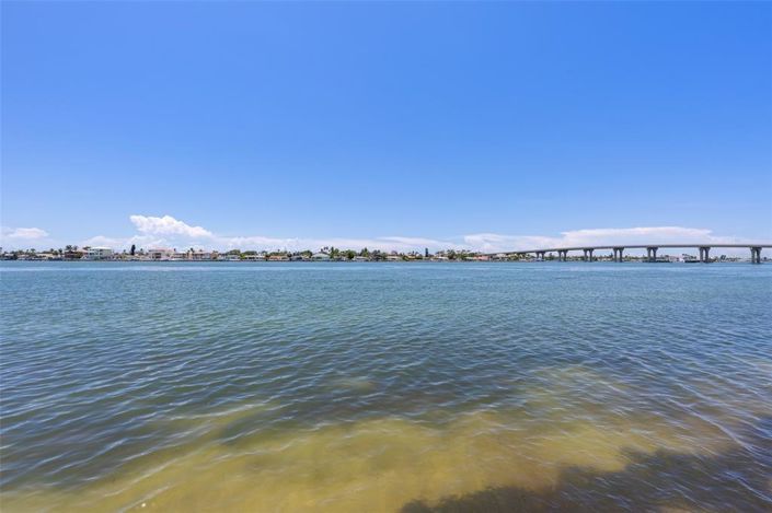 Image No.44-3 Bed Property for sale