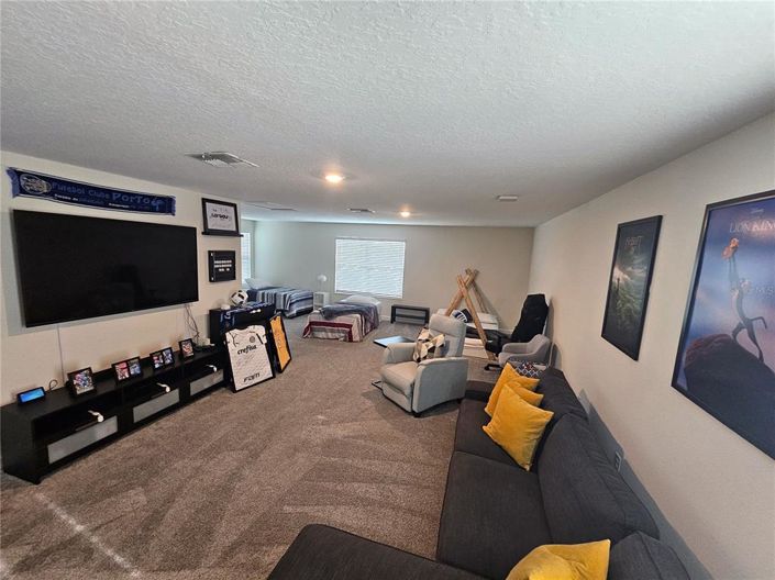 Image No.19-4 Bed Property for sale