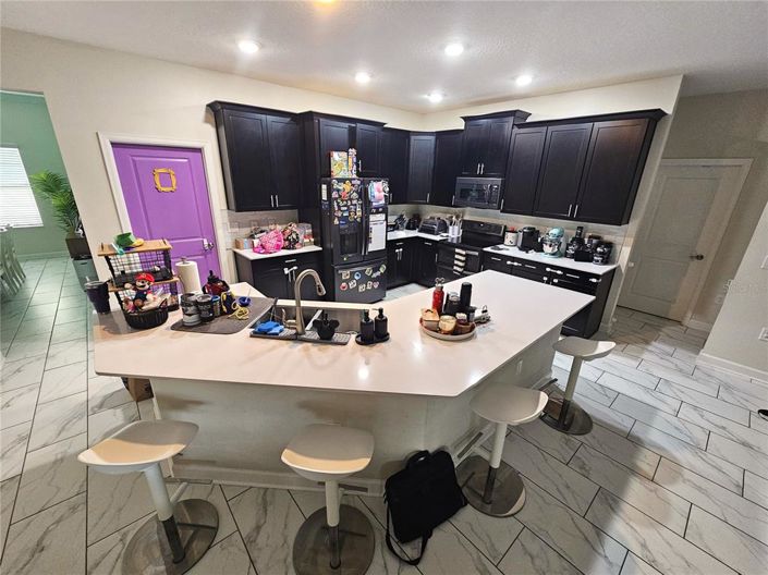 Image No.3-4 Bed Property for sale