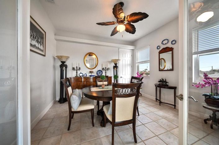 Image No.21-5 Bed Property for sale