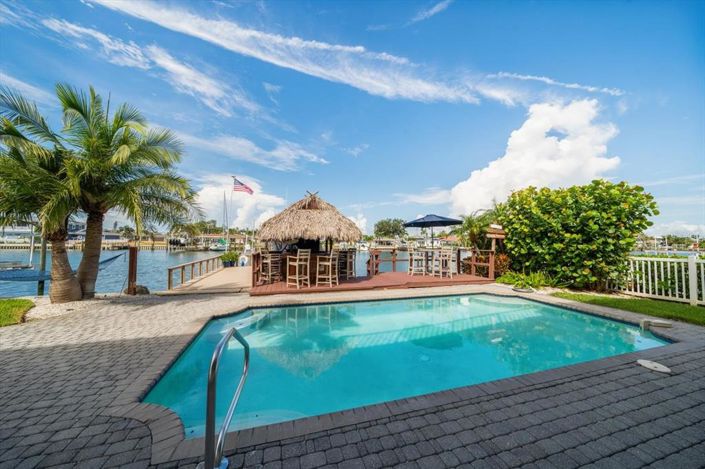 Image No.34-5 Bed Property for sale