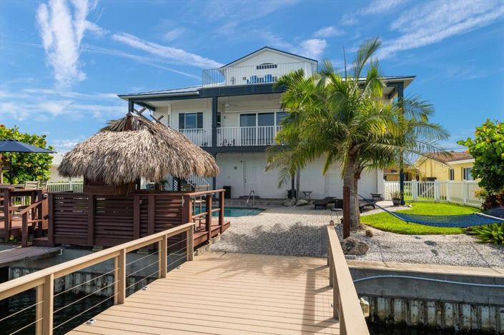 Image No.37-5 Bed Property for sale