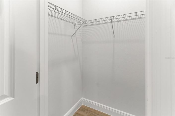 Image No.28-4 Bed Property for sale