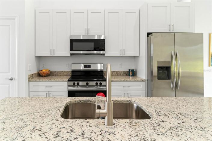 Image No.8-4 Bed Property for sale