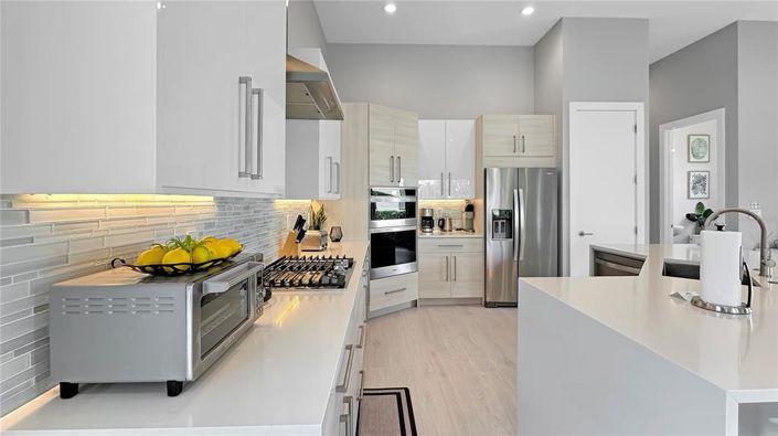 Image No.21-5 Bed Property for sale