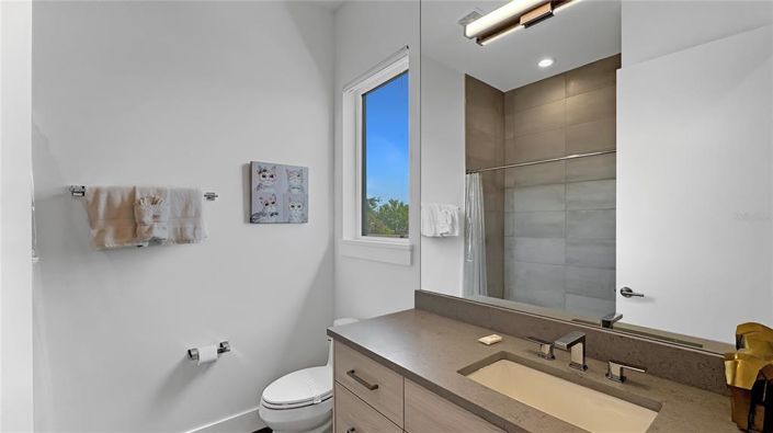 Image No.52-5 Bed Property for sale