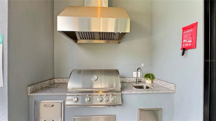 Image No.8-5 Bed Property for sale