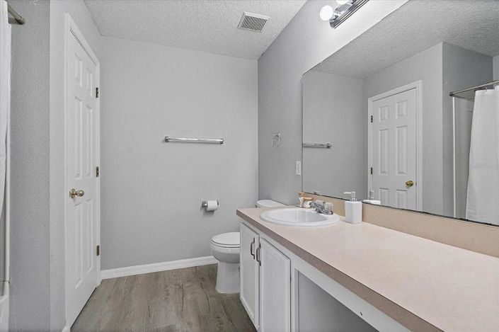 Image No.18-3 Bed Property for sale