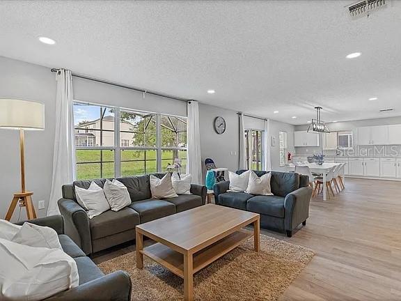 Image No.7-3 Bed Property for sale