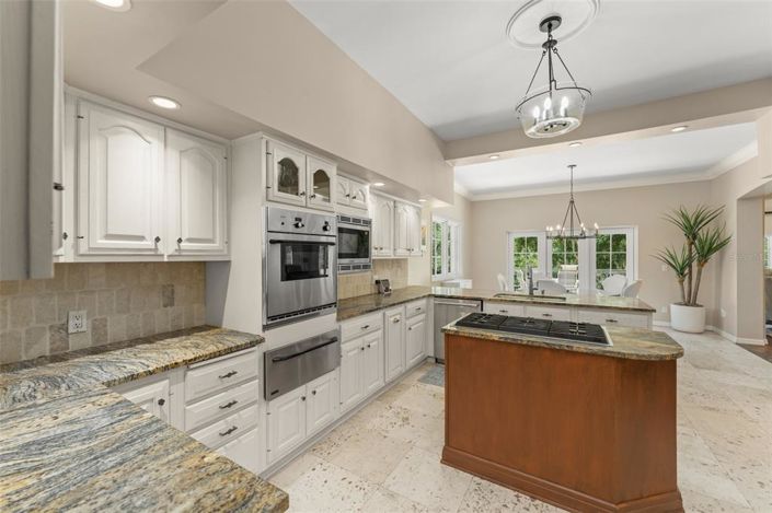 Image No.13-4 Bed Property for sale