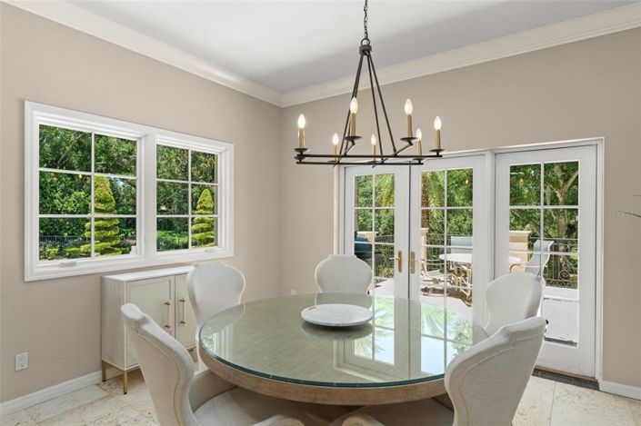 Image No.17-4 Bed Property for sale