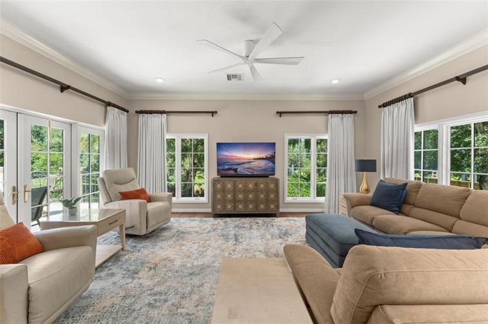 Image No.21-4 Bed Property for sale