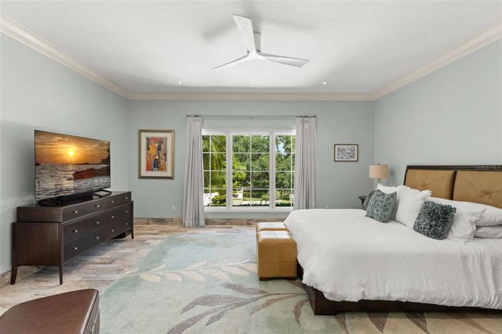 Image No.23-4 Bed Property for sale