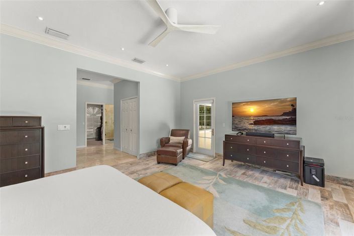 Image No.25-4 Bed Property for sale