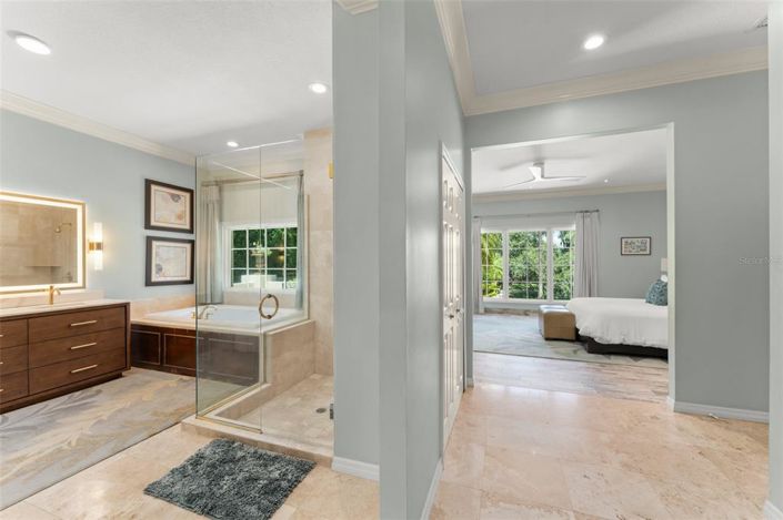 Image No.26-4 Bed Property for sale