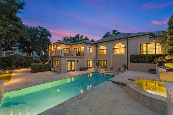 Image No.3-4 Bed Property for sale