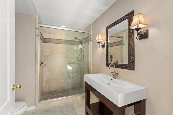 Image No.38-4 Bed Property for sale