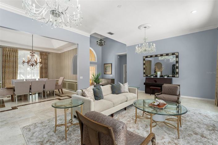 Image No.9-4 Bed Property for sale