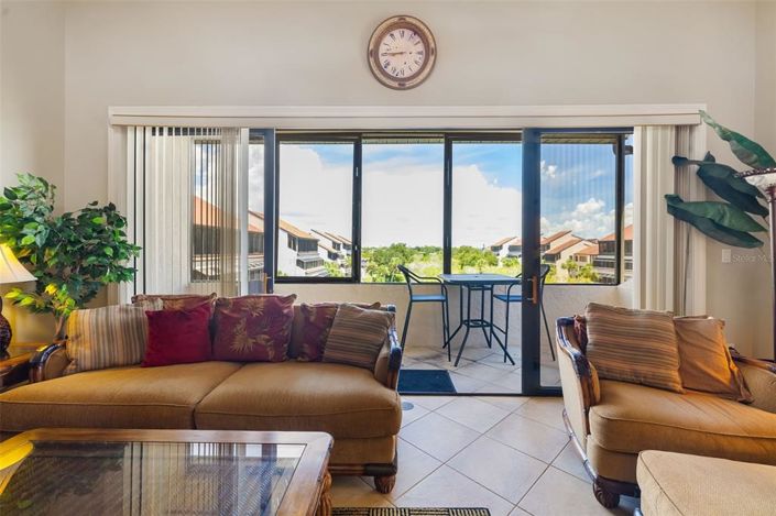 Image No.38-2 Bed Property for sale