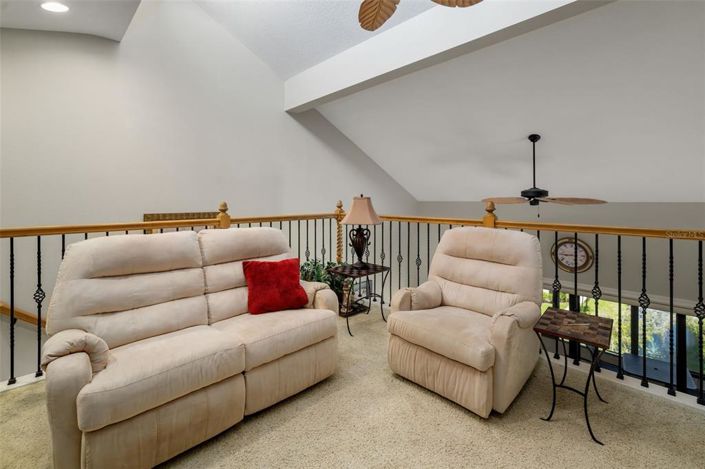 Image No.44-2 Bed Property for sale