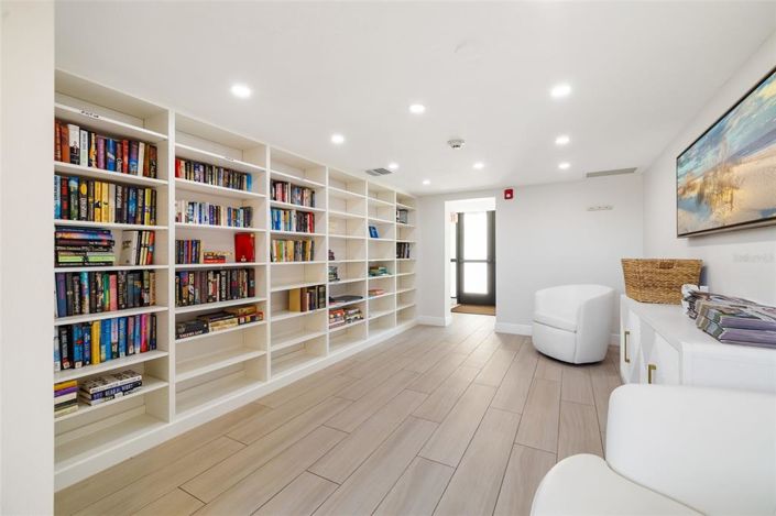 Image No.45-2 Bed Property for sale