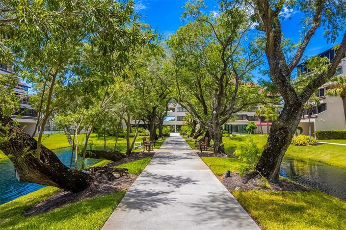 Image No.48-2 Bed Property for sale