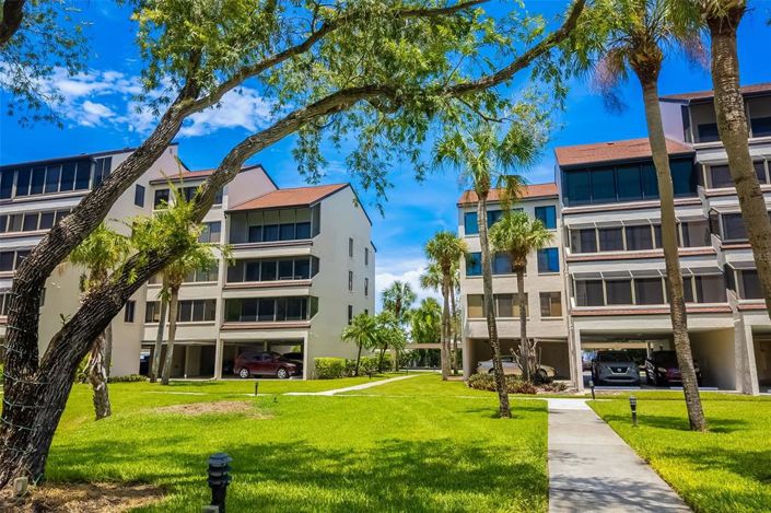 Image No.49-2 Bed Property for sale