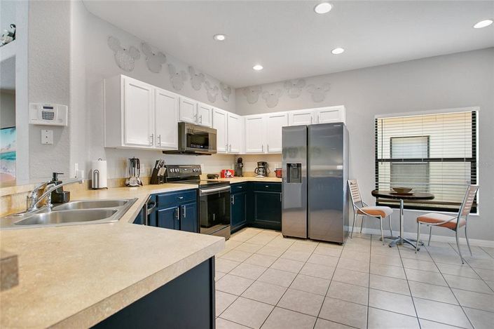 Image No.10-4 Bed Property for sale